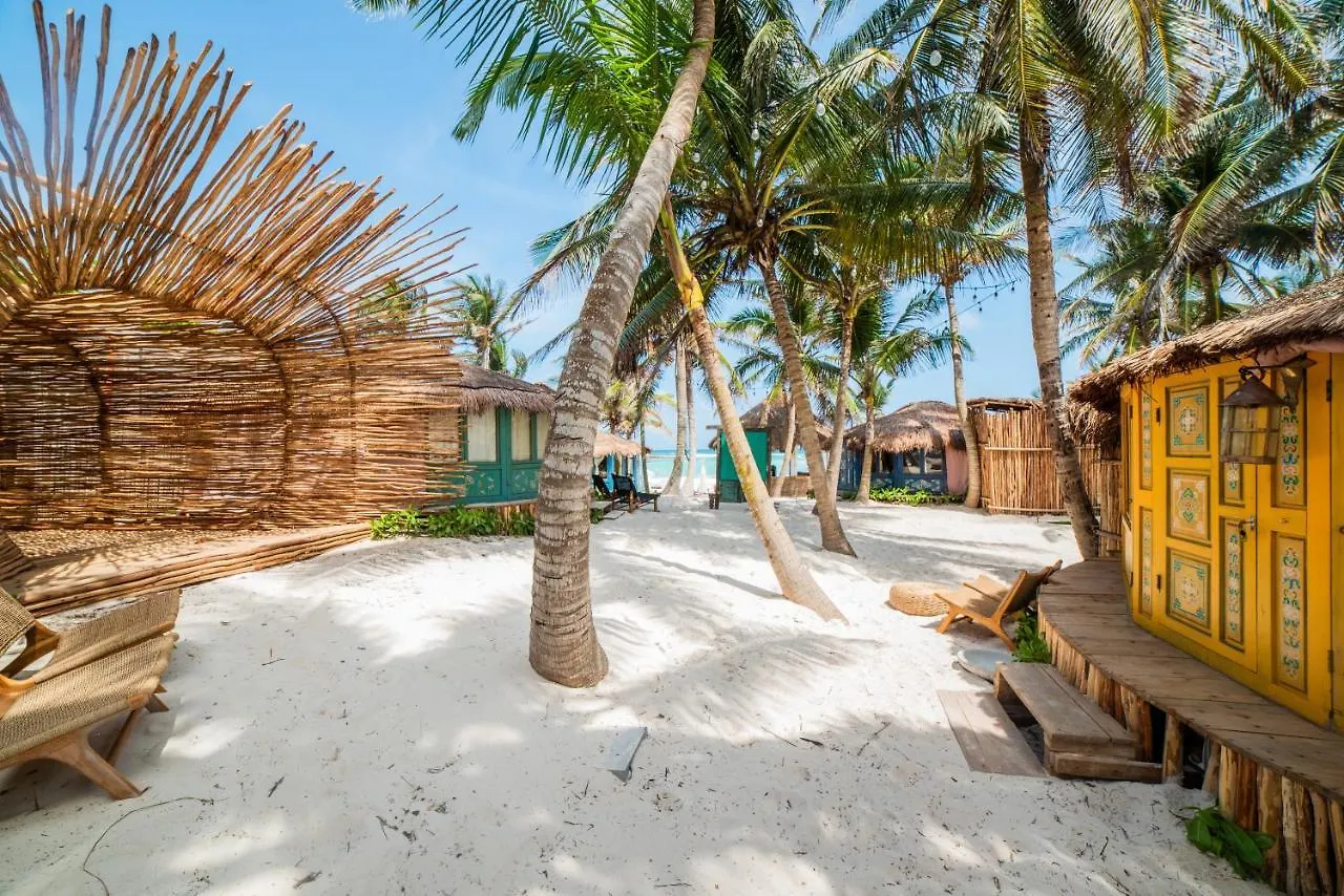 Kookay Beach Tulum Hotel 2*,