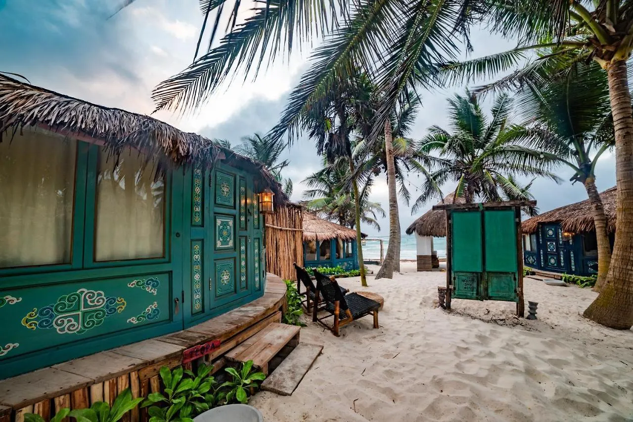 Kookay Beach Tulum Hotel 2*,
